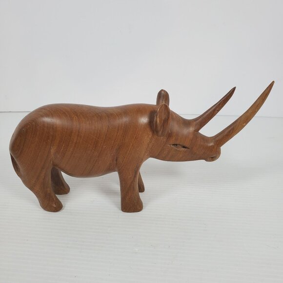Vintage Hand-Carved Teak Rhino Figurine – Mid-Century Safari Animal Sculpture - Picture 1 of 13